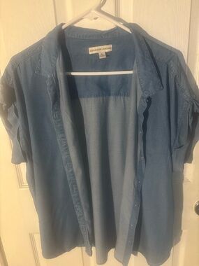 Alexander Jordan Demin, Botton Up, Cuffed,  Short Sleeves Woman's Top -XL